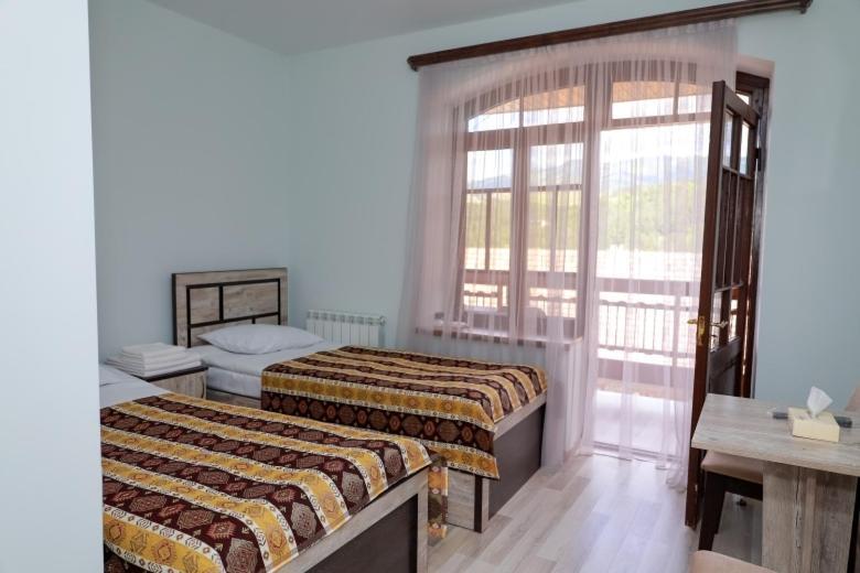 Hotel Dilijan Old Center Eksteriør bilde
