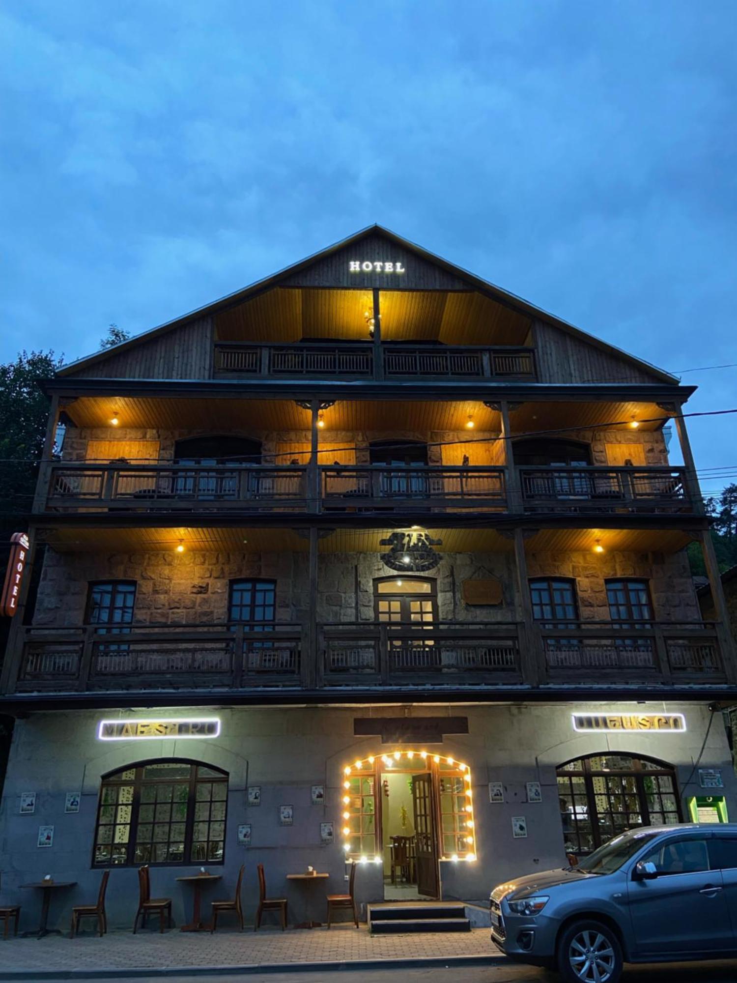 Hotel Dilijan Old Center Eksteriør bilde